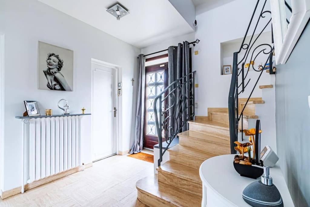 Charmante Maison Au Calme Yerres Buitenkant foto