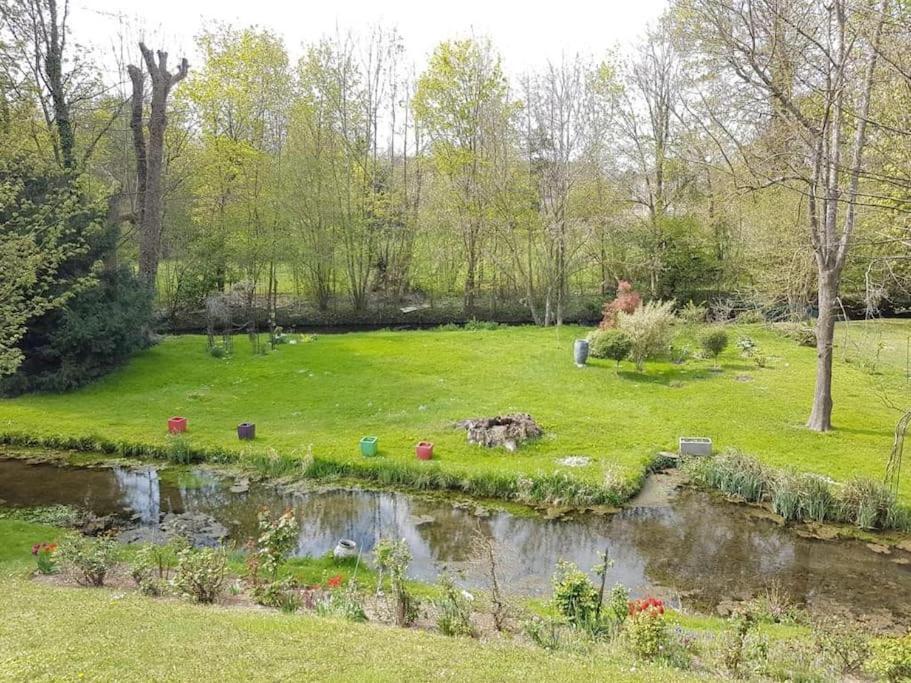 Charmante Maison Au Calme Yerres Buitenkant foto